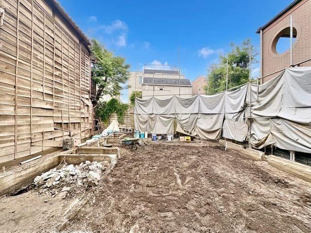 129 m² land in Meguro Ward, Tokyo - Photo 1