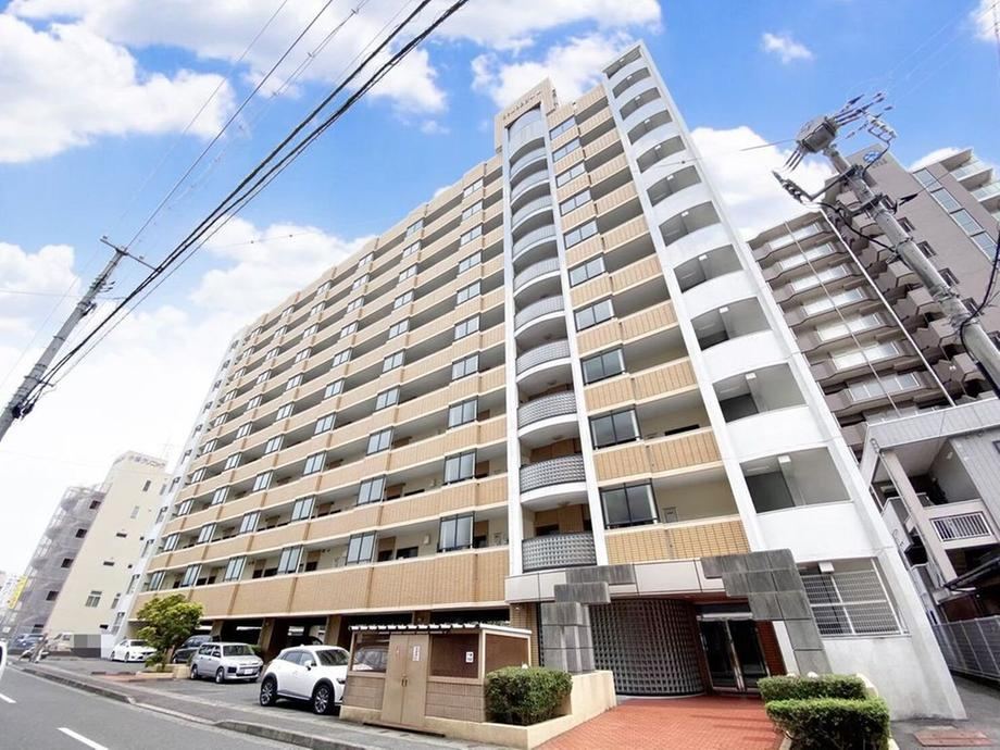 3LDK apartment in Yamaguchi, Yamaguchi - Photo 1