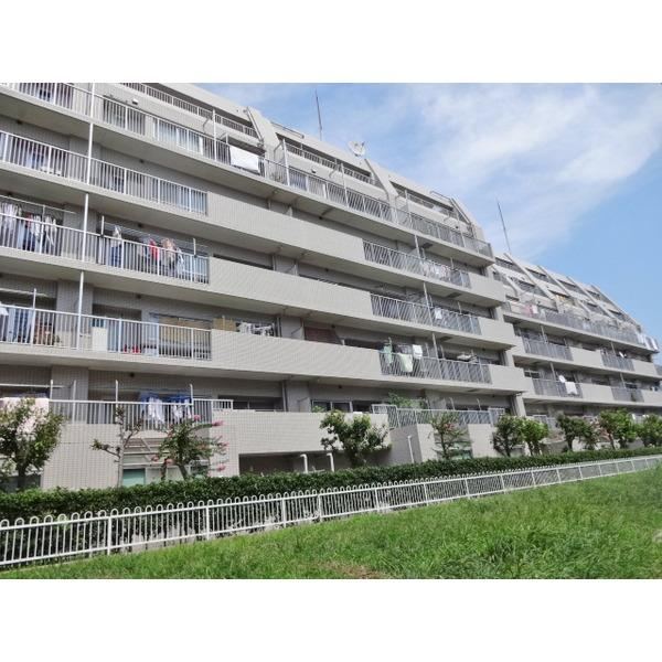 4LDK apartment in Hanamigawa Ward, Chiba - Photo 1