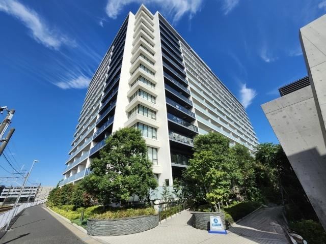 3LDK apartment in Nagareyama, Chiba - Photo 1