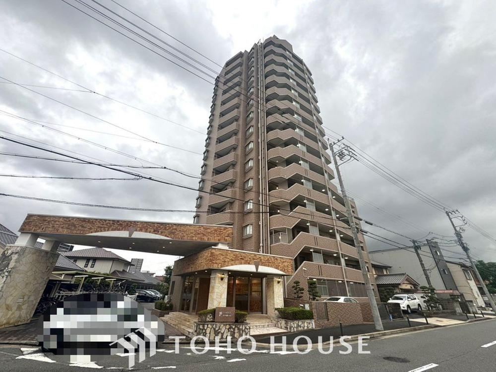 3LDK apartment in Nishi Ward, Nagoya, Aichi - Photo 1