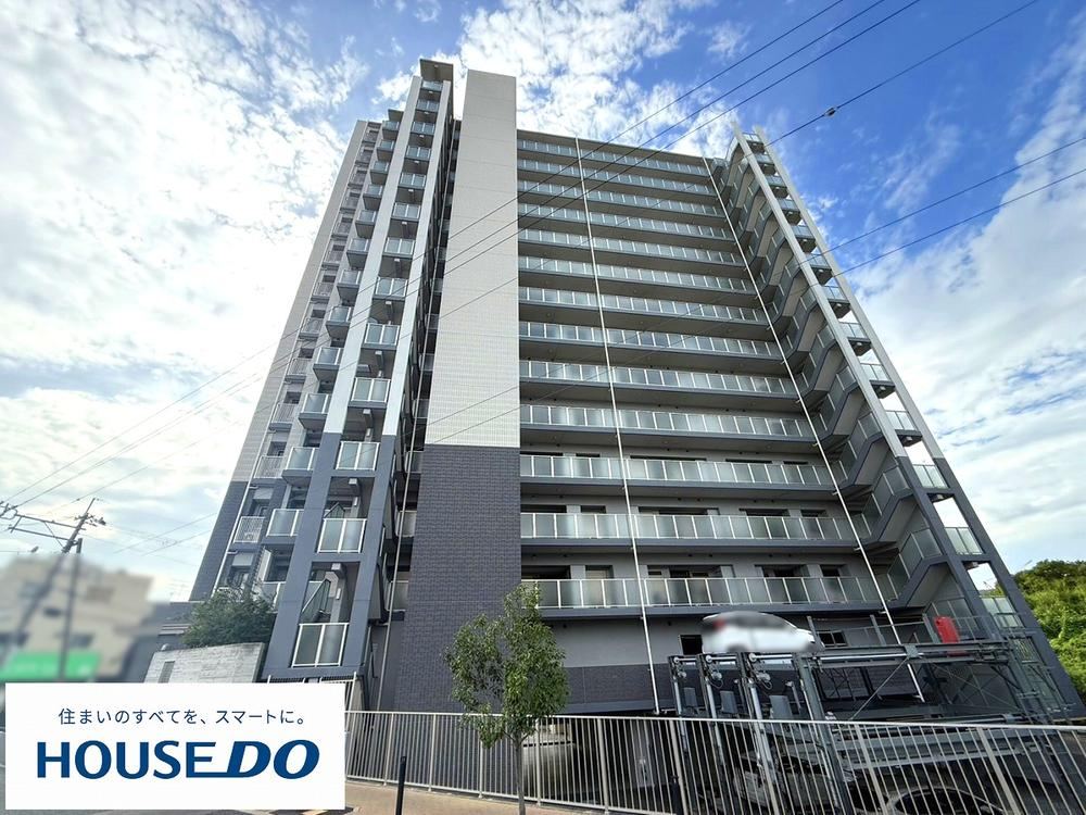 3LDK+S apartment in Hirakata, Osaka - Photo 1