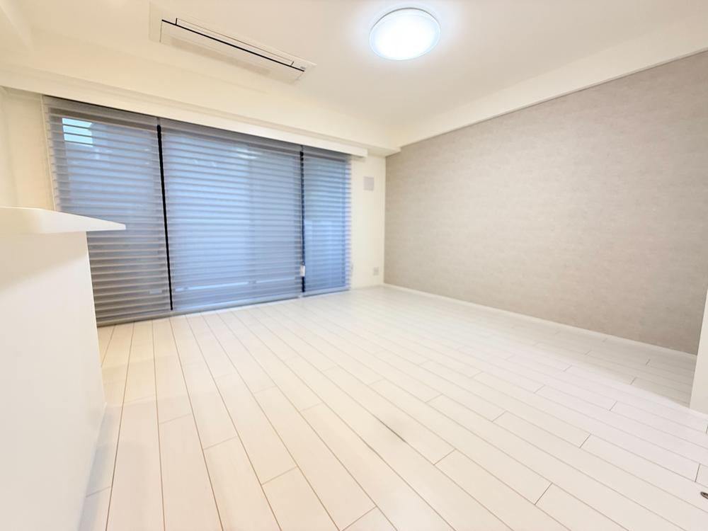 2LDK apartment in Shinjuku Ward, Tokyo - Photo 1