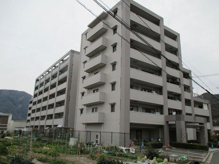3LDK apartment in Asakita Ward, Hiroshima - Photo 1