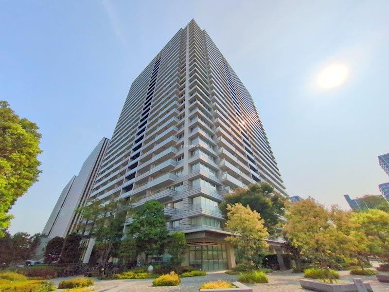 2LDK apartment in Shinagawa Ward, Tokyo - Photo 1