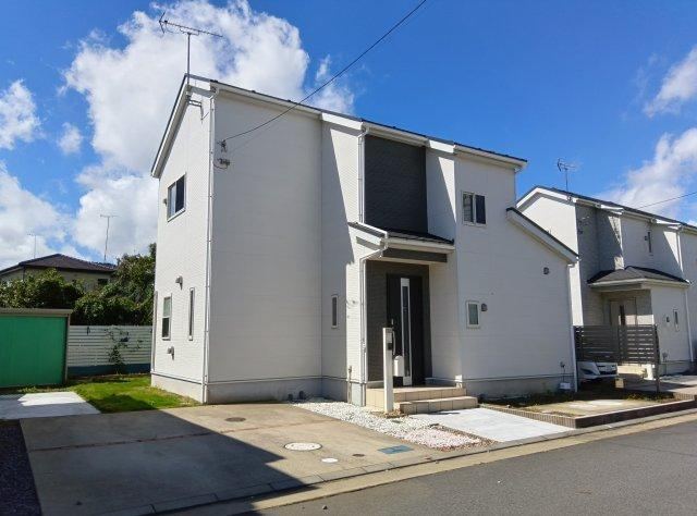 4LDK house in Mito, Ibaraki - Photo 1