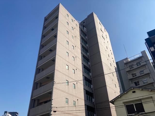 2DK apartment in Kita Ward, Tokyo - Photo 1