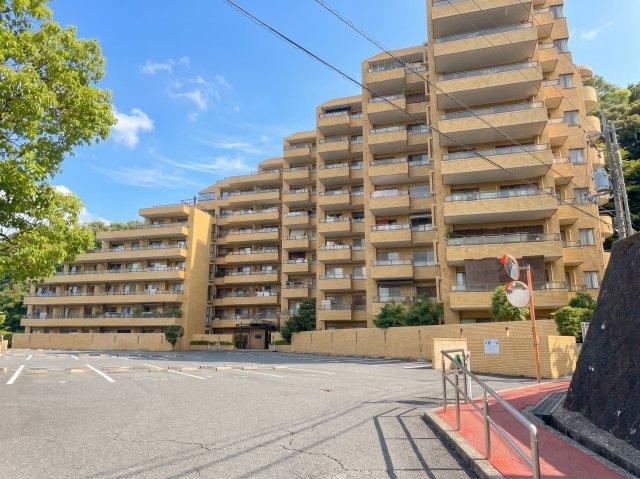 3LDK apartment in Higashi Ward, Hiroshima - Photo 1