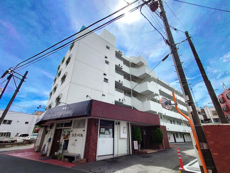 2LDK apartment in Konan Ward, Yokohama, Kanagawa - Photo 1