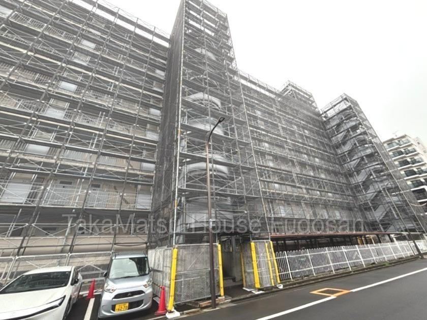 2LDK apartment in Sumida Ward, Tokyo - Photo 1
