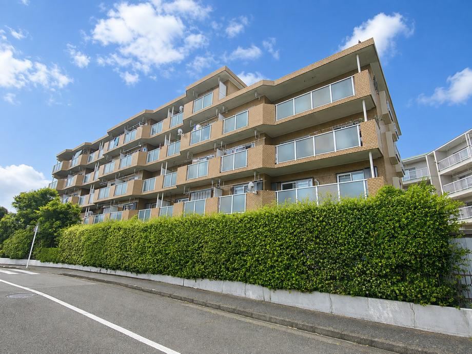 3LDK apartment in Izumi Ward, Yokohama, Kanagawa - Photo 1