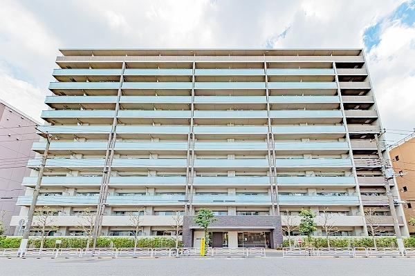 3LDK apartment in Koto Ward, Tokyo - Photo 1
