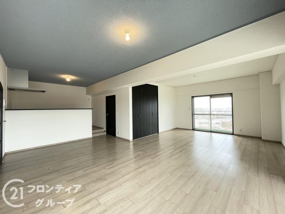 3LDK apartment in Muko, Kyoto - Photo 1