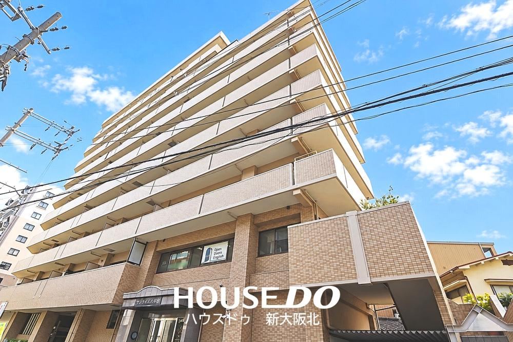 3LDK apartment in Higashiyodogawa Ward, Osaka - Photo 1
