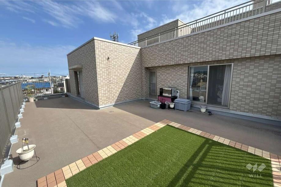 4LDK apartment in Nishinomiya, Hyogo - Photo 1