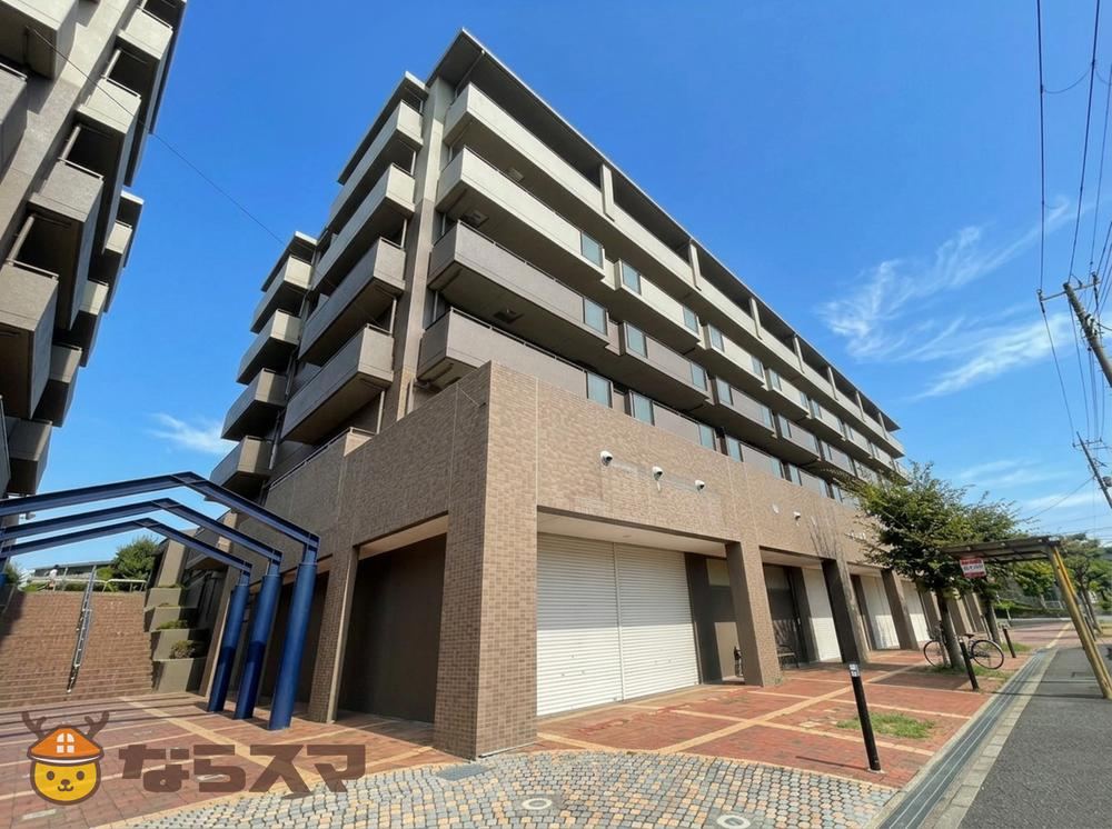 4LDK apartment in Nara, Nara - Photo 1