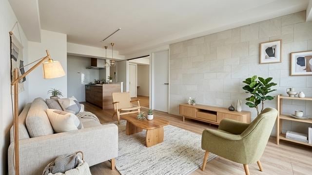 2LDK+S apartment in Ichikawa, Chiba - Photo 1