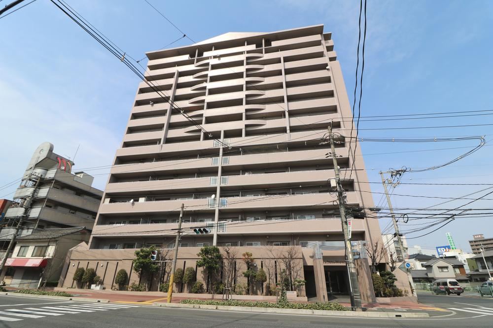 2LDK apartment in Fukuyama, Hiroshima - Photo 1