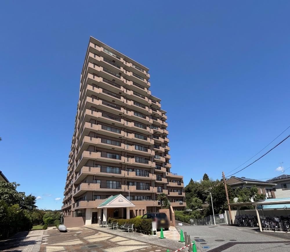 3LDK apartment in Sakura, Chiba - Photo 1