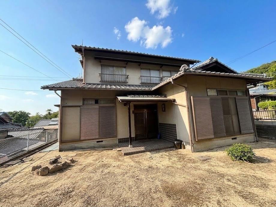 6DK house in Kurashiki, Okayama - Photo 1