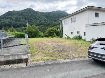 plot of land in Tsuruga