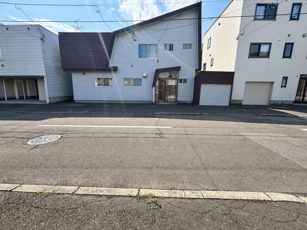 238 m² land in Chuo Ward, Sapporo, Hokkaido - Photo 1