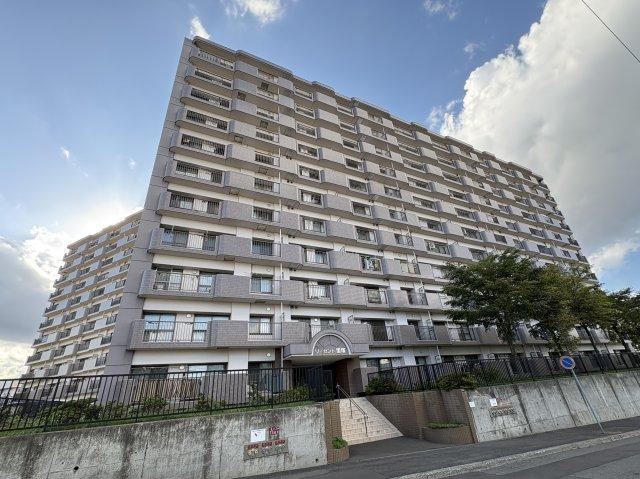4LDK apartment in Kiyota Ward, Sapporo, Hokkaido - Photo 1