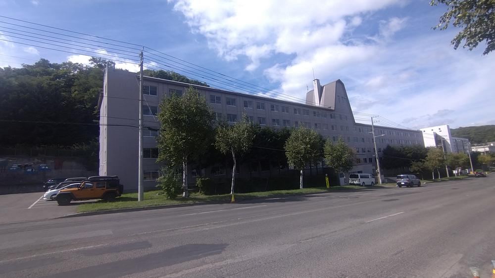 3LDK apartment in Chuo Ward, Sapporo, Hokkaido - Photo 1