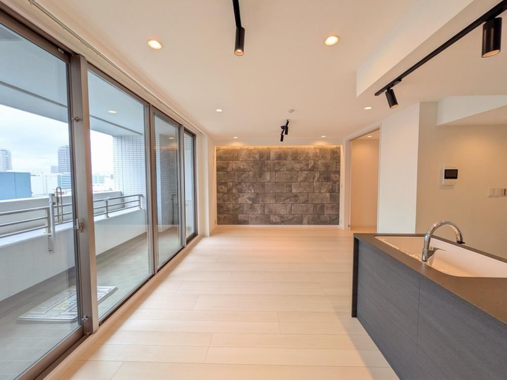 3LDK apartment in Koto Ward, Tokyo - Photo 1