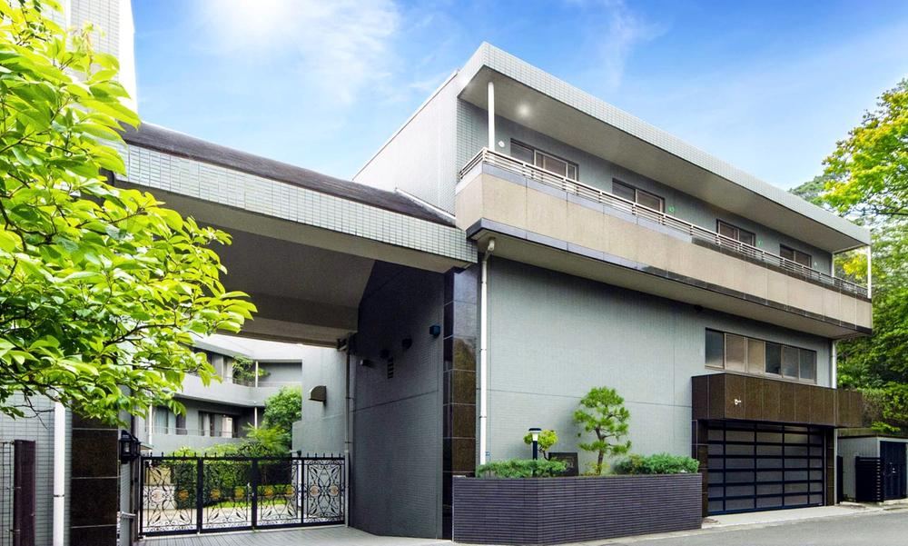 3LDK apartment in Kamakura, Kanagawa - Photo 1