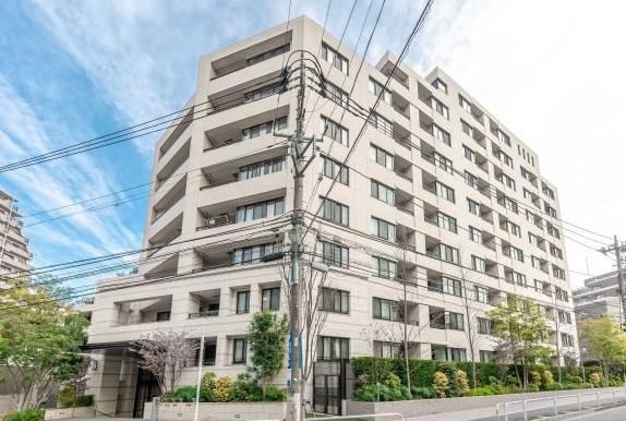 2LDK apartment in Shinagawa Ward, Tokyo - Photo 1