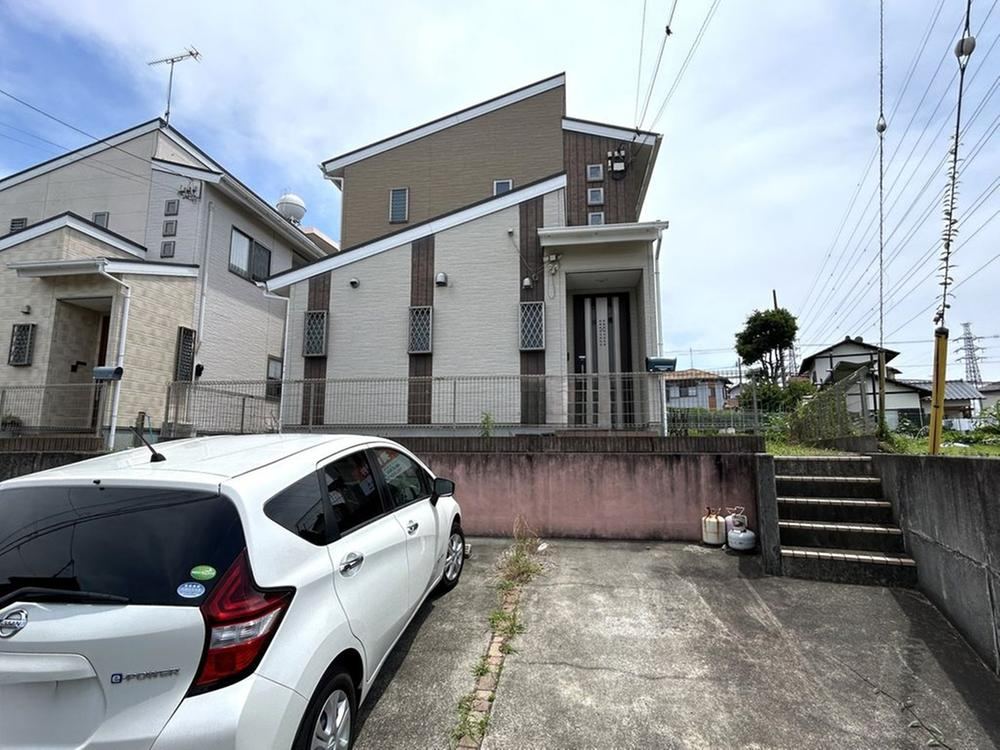 4LDK house in Fuji, Shizuoka - Photo 1