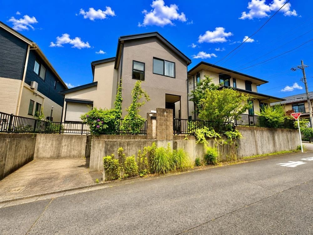 5LDK+S house in Hachioji, Tokyo - Photo 1