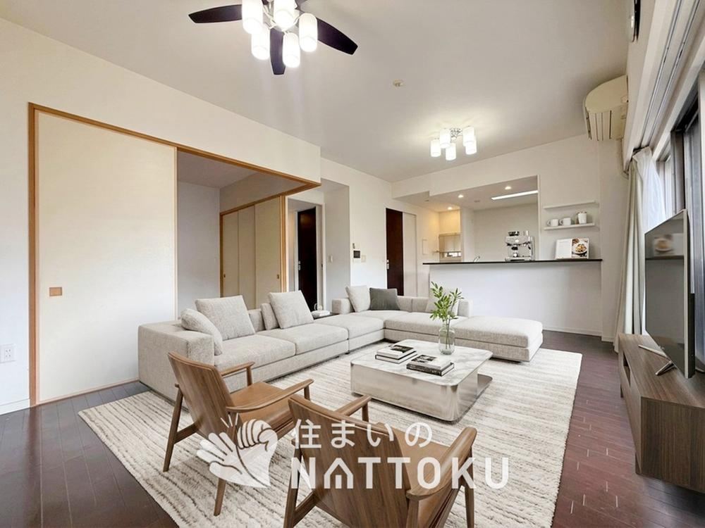 4LDK apartment in Hirakata, Osaka - Photo 1