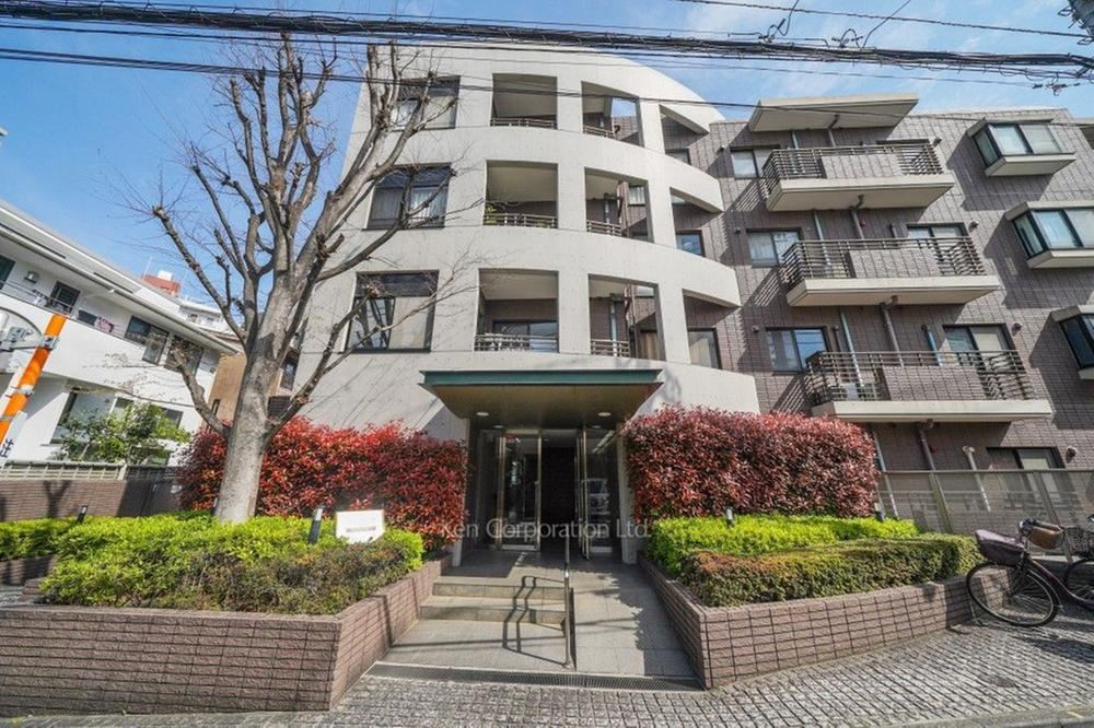 3LDK apartment in Toshima Ward, Tokyo - Photo 1