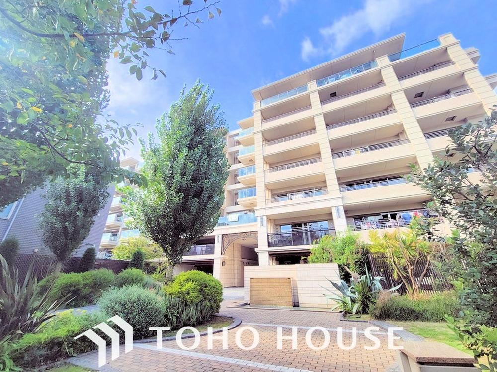 3LDK apartment in Isogo Ward, Yokohama, Kanagawa - Photo 1