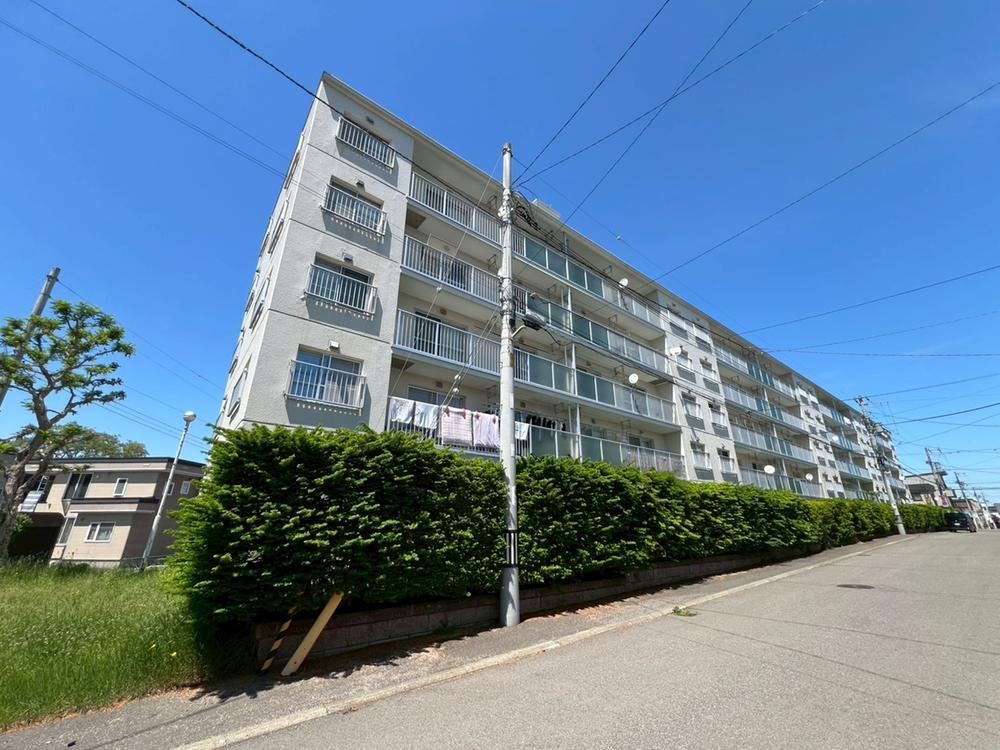 3LDK apartment in Toyohira Ward, Sapporo, Hokkaido - Photo 1