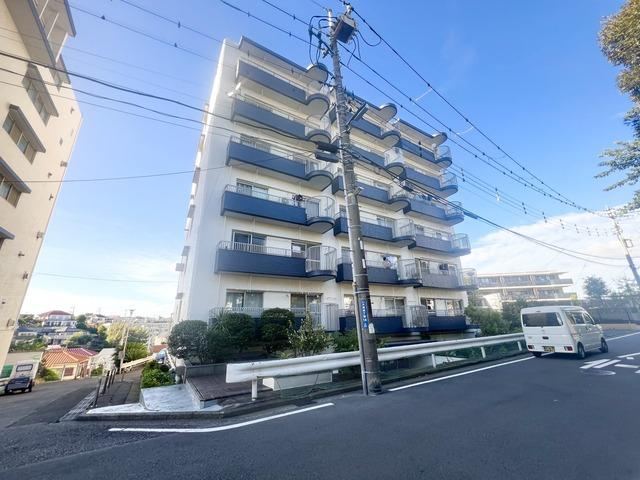 2LDK apartment in Minami Ward, Yokohama, Kanagawa - Photo 1