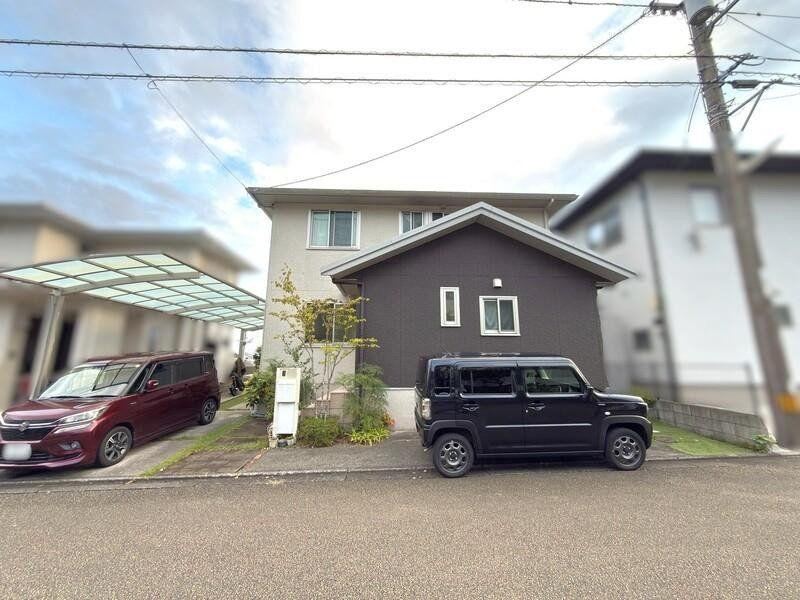4LDK house in Kochi, Kochi - Photo 1