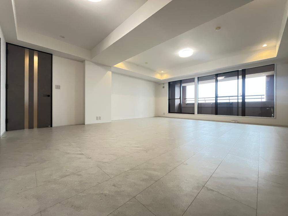 3LDK apartment in Sawara Ward, Fukuoka - Photo 1