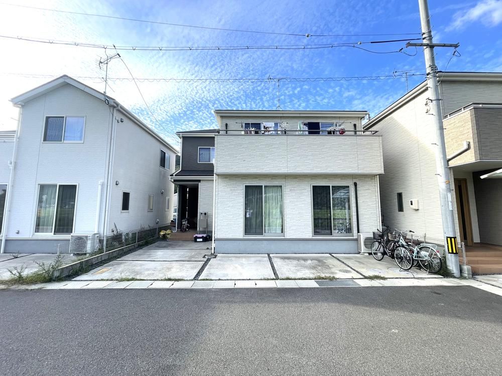 4LDK+S house in Kita Ward, Okayama - Photo 1