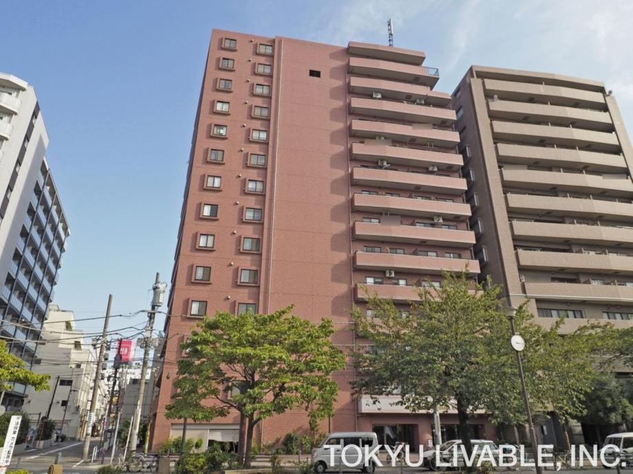 2LDK+S apartment in Naka Ward, Yokohama, Kanagawa - Photo 1