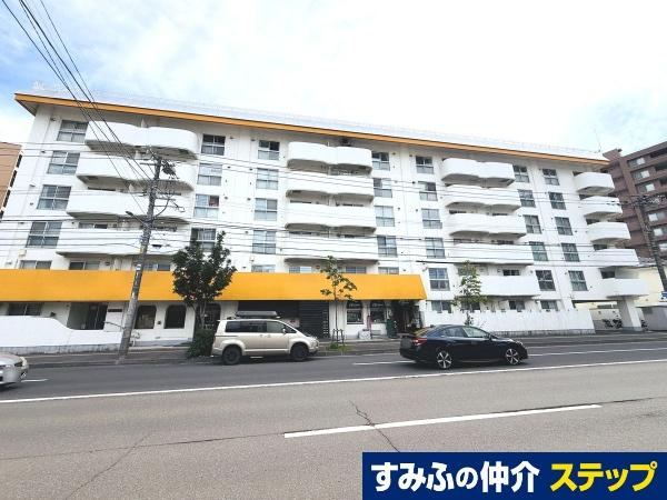 1LDK+S apartment in Toyohira Ward, Sapporo, Hokkaido - Photo 1