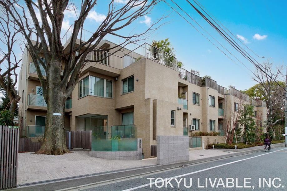 3LDK apartment in Setagaya Ward, Tokyo - Photo 1