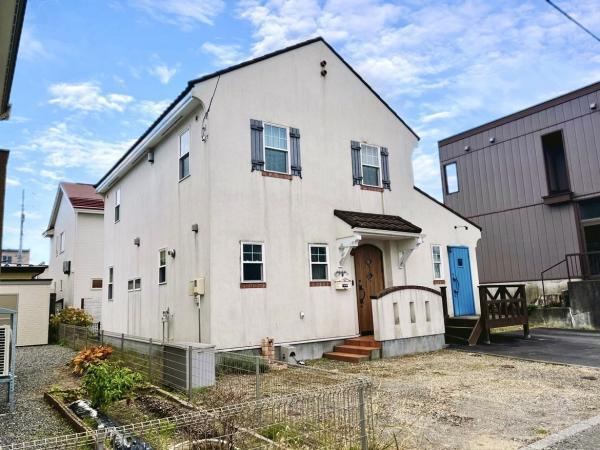 4LDK house in Tomakomai, Hokkaido - Photo 1