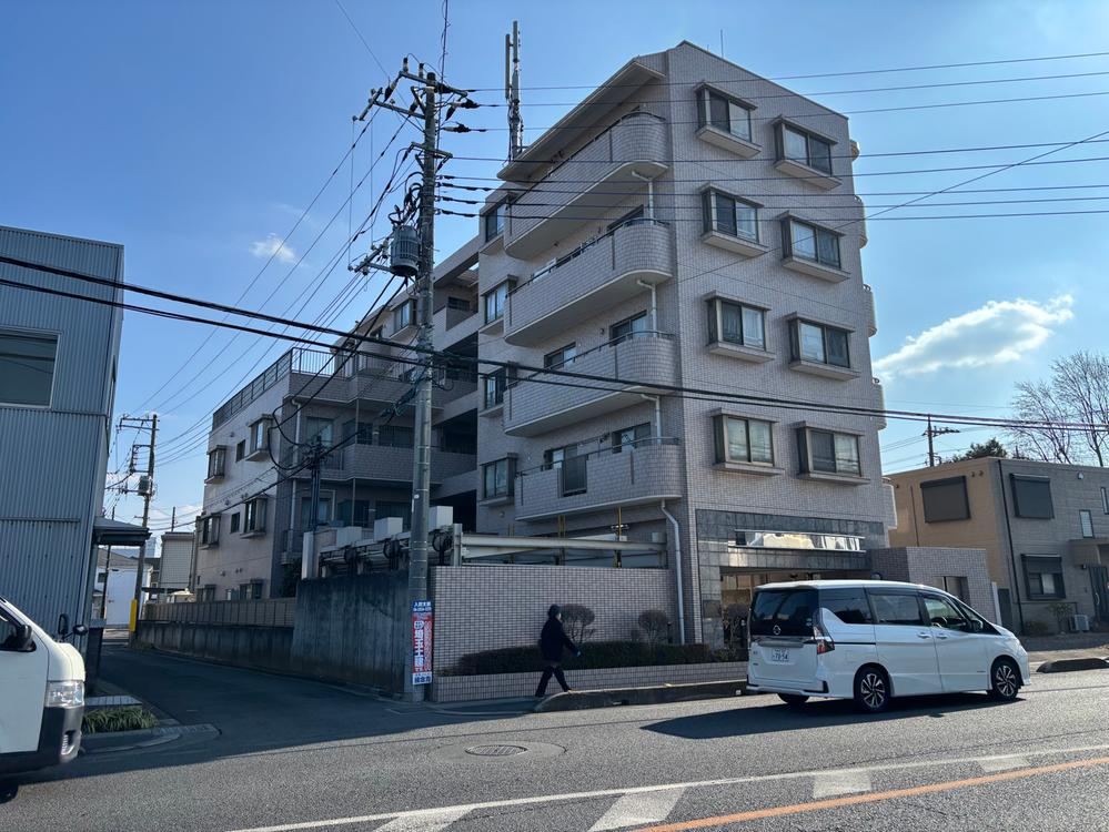 3LDK apartment in Iruma, Saitama - Photo 1
