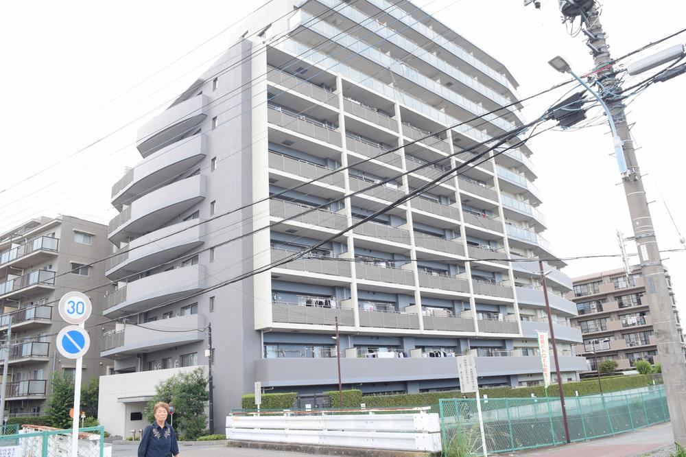 3LDK apartment in Sakado, Saitama - Photo 1