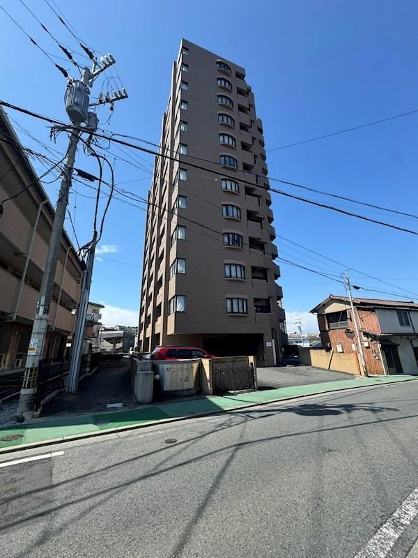 3LDK apartment in Yahatanishi Ward, Kitakyushu, Fukuoka - Photo 1