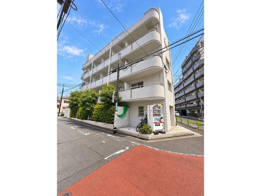 studio apartment in Setagaya Ward, Tokyo - Photo 1