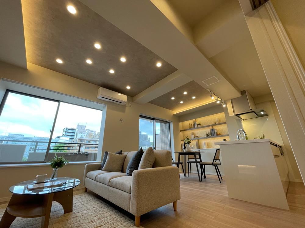 3LDK apartment in Shinagawa Ward, Tokyo - Photo 1